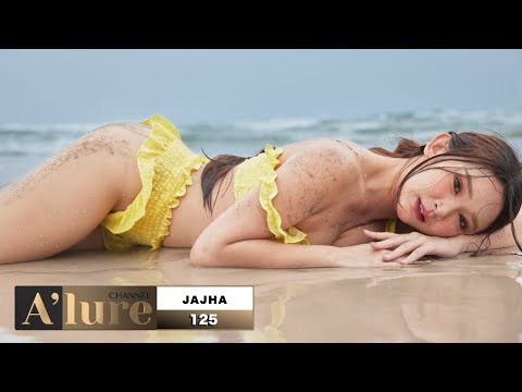 จ๊ะจ๋า ธนิสร อวดหุ่นเป๊ะปังในบิกินี่ตัวจิ๋ว แซ่บล้นทะลักกลางหาด