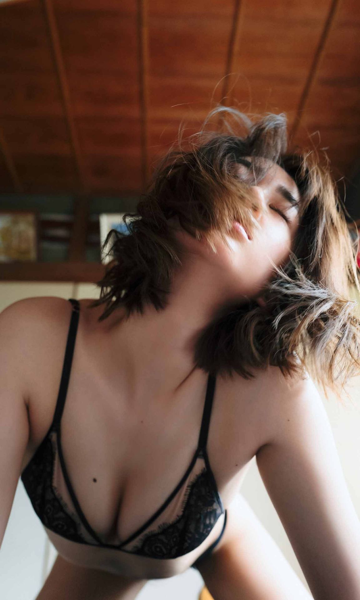 Miki Yanagi 柳美稀, 周プレ Photo Book 真実と嘘。 Set.01 No.8835d3