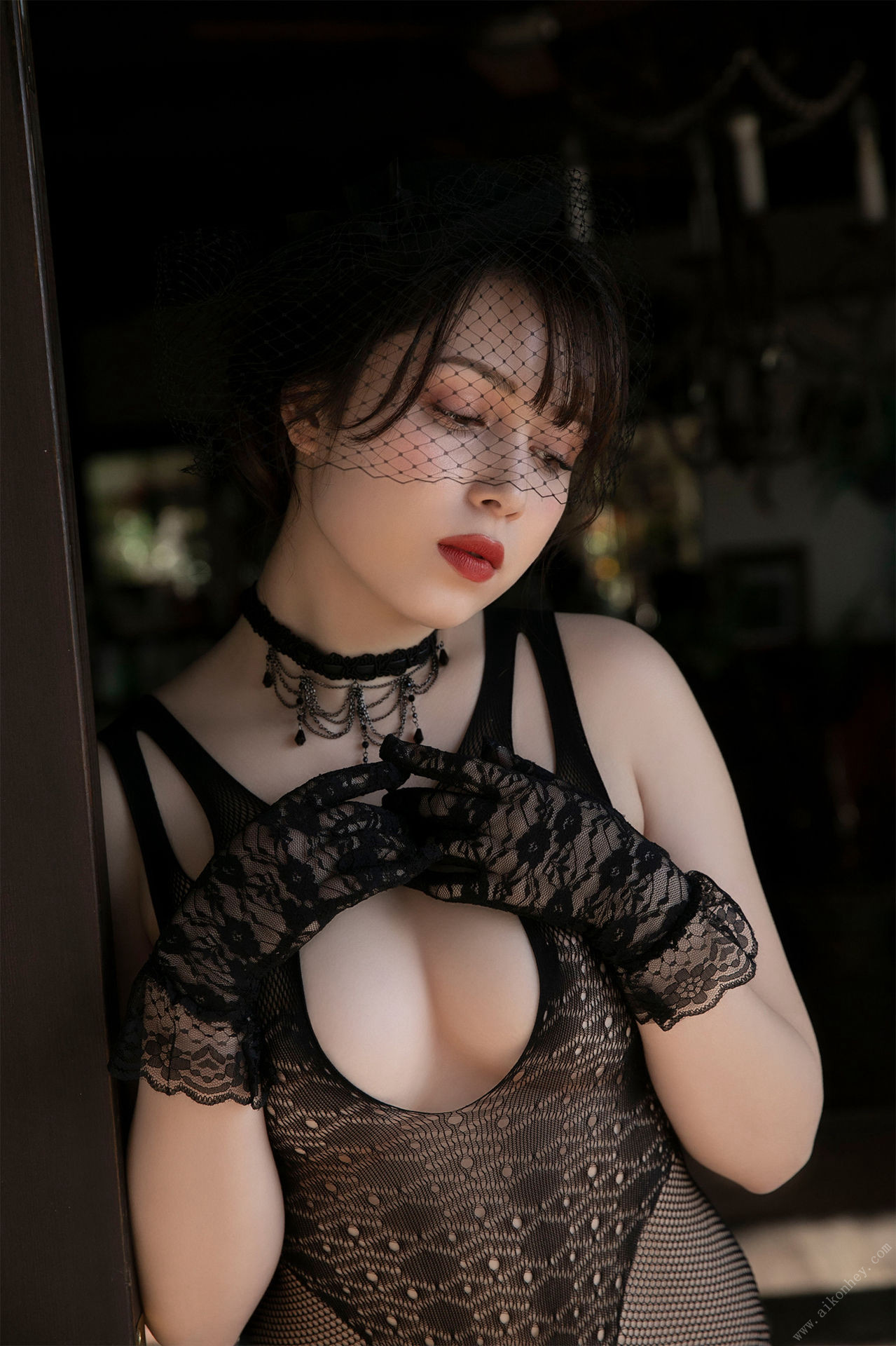 Michelle Megumi ミッシェル爱美, ＦＲＩＤＡＹデジタル写真集 「プレミアムヌード　ｖｏｌ．２　黒の花嫁」 Set.02 No.c23657