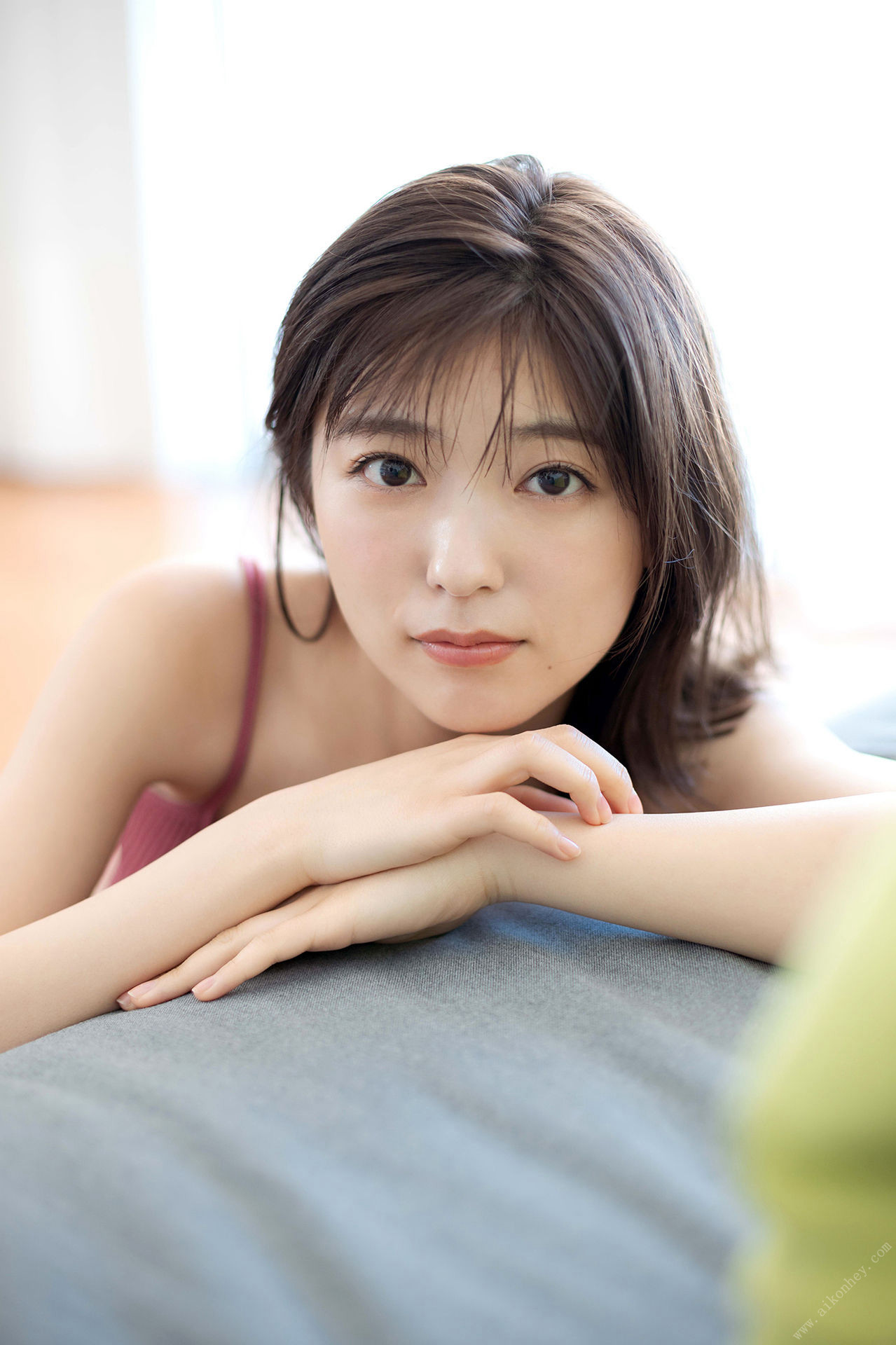 Mio Kudo 工藤美桜, ＦＲＩＤＡＹデジタル写真集 「辉きながら……」 Set.04 No.76e208
